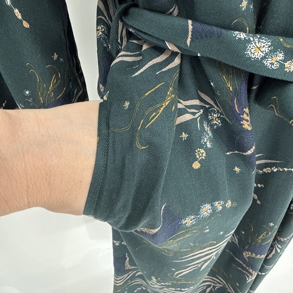 Hanro Womens Green Kelp Garden Print Long Robe Size Small Designer Luxury NWT - Picture 9 of 11